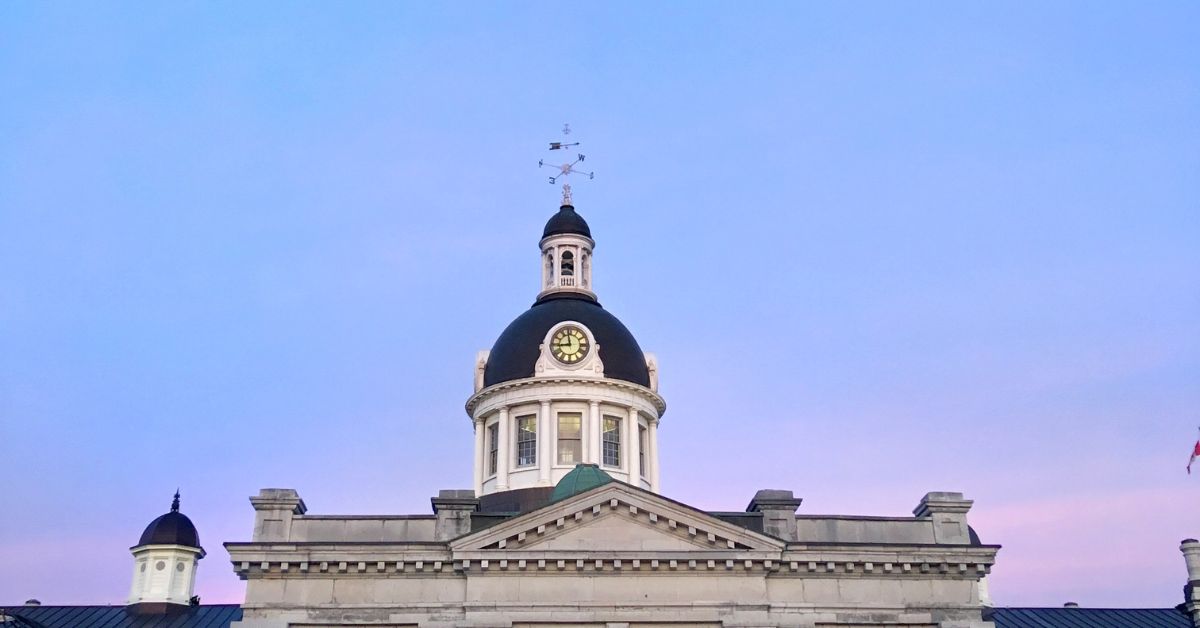 Let’s Shop, Eat & Drink in Vibrant Downtown Kingston