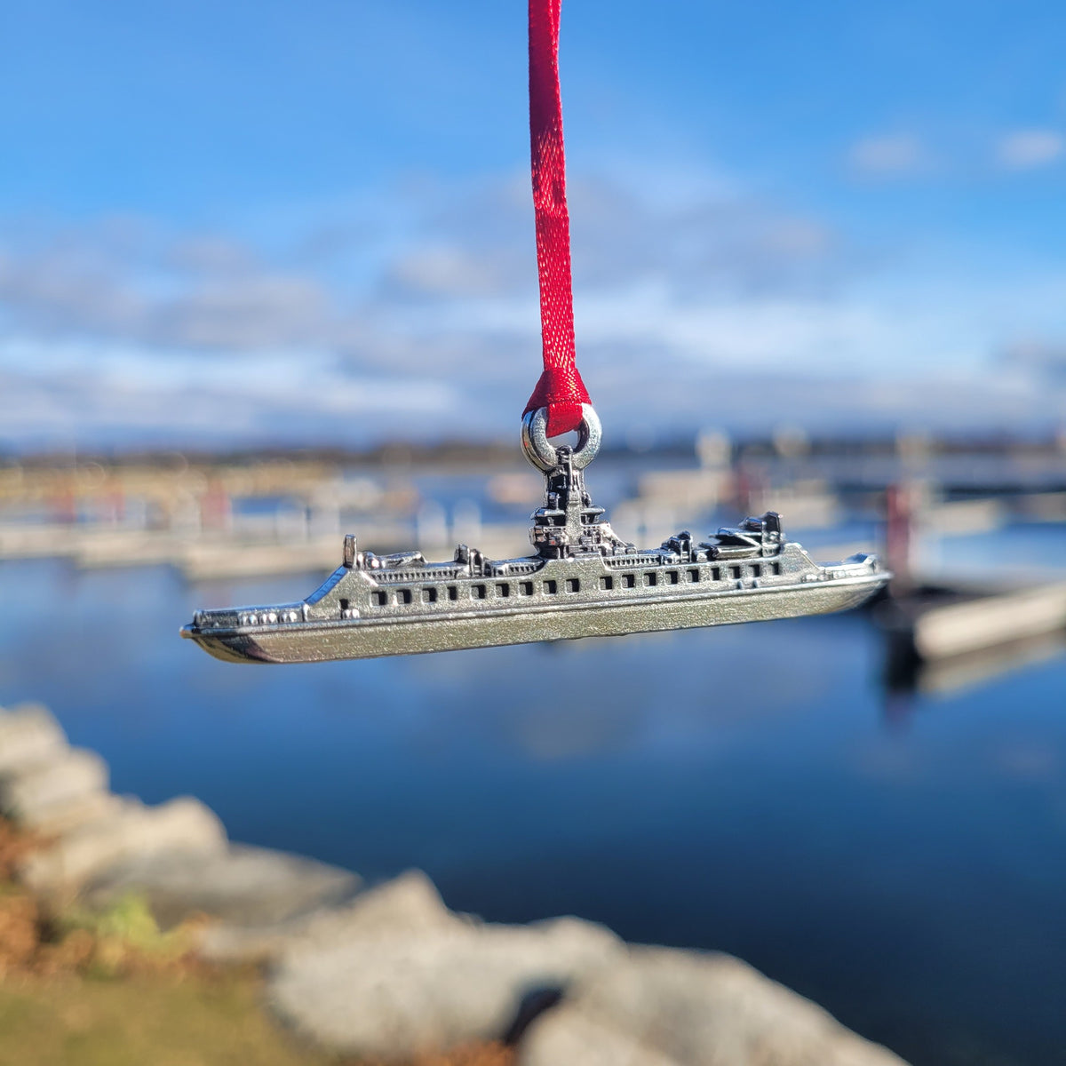 Wolfe Islander III - 2024