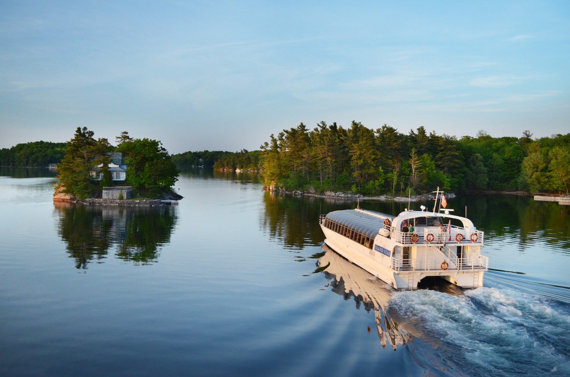 Best Things to Do in Downtown Kingston: Cruises, Trolley Tours & Local Attractions