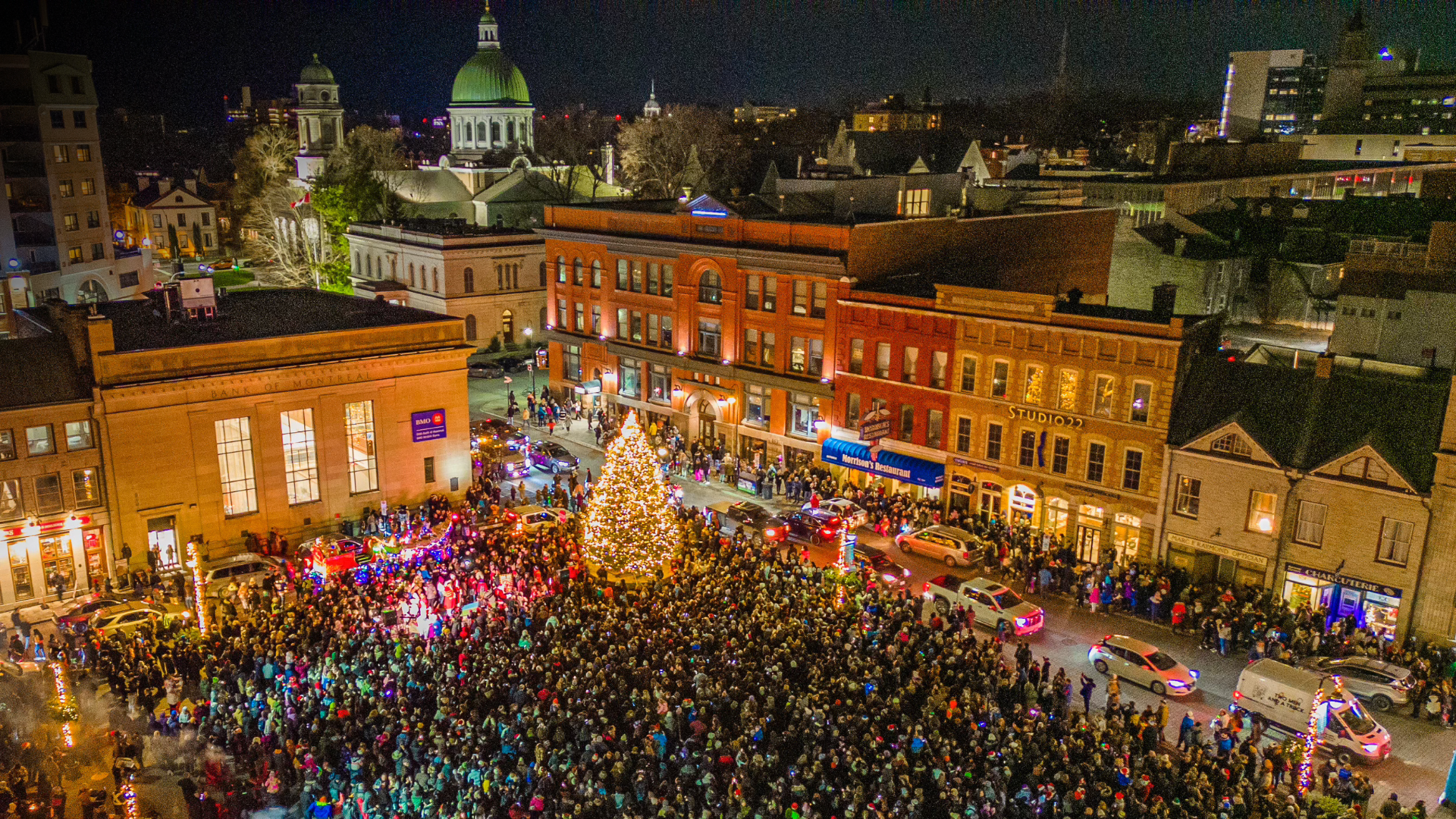 Nighttime Santa Parade & Tree Lighting